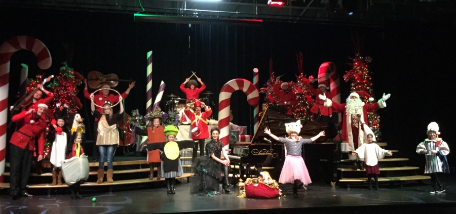 Delightful Dawson children brought the Christmas joy tonight as we told Santa's 12 Days Of Christmas Tale!! What a precious Swan A Swimming we had!! Merry Christmas everyone!!!