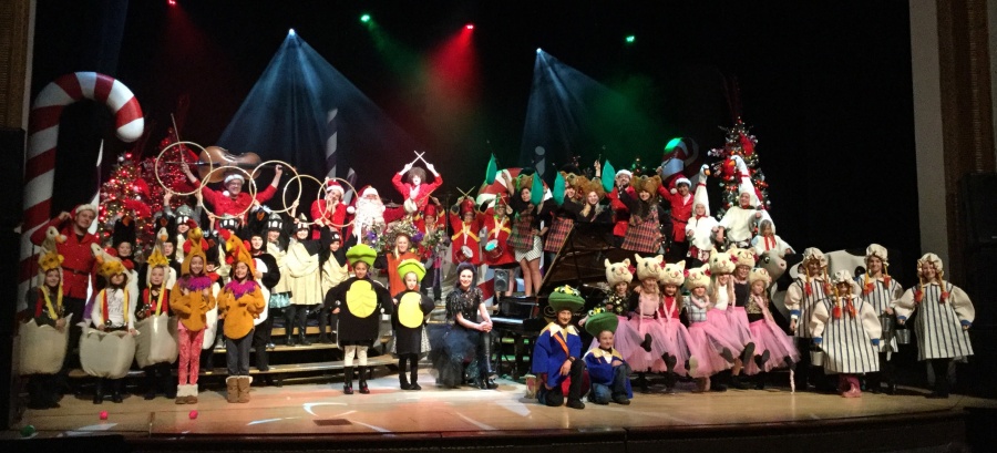 Ho, ho, ho Bismarck crowd 12/15/16, Merry Christmas all!! Those 9 Ladies Dancing were great at shaking a leg tonight!!