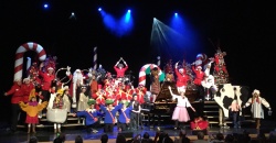 What a jolly time we had in Denver with all those sweet kids! Those Lord A'Leaping were sure feisty and great posers!! Thank you everyone for a wonderful time and have a very Merry Christmas!!!