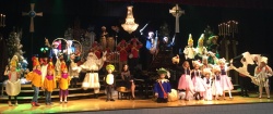 Merry Christmas Blue Earth!! Thank you sweet kiddos for your hard work helping Santa tell his tale! That darling little Lady A Dancing stole our hearts! Ho, Ho, Ho off to Perry Santa goes!!